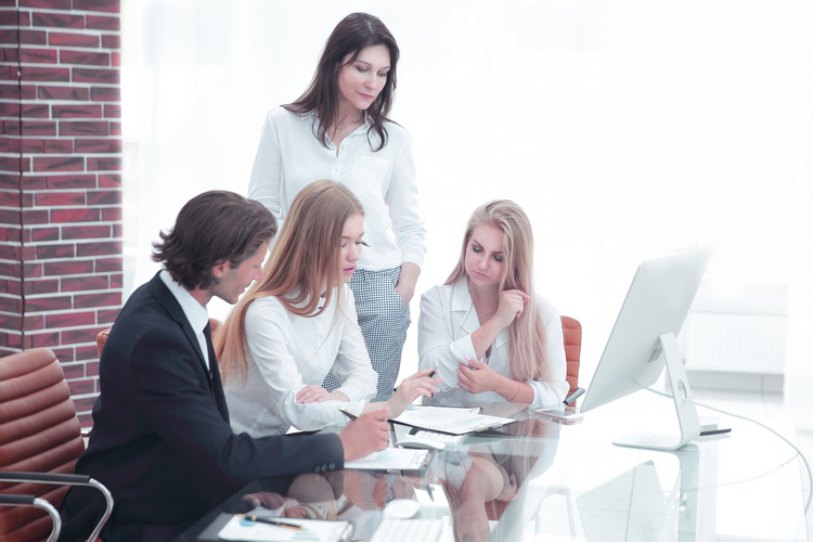 réunion pour la rédaction d'un contrat exclusif de distribution