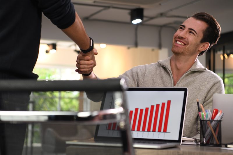 Votre employeur refuse de vous donner un contrat écrit : quels recours ?