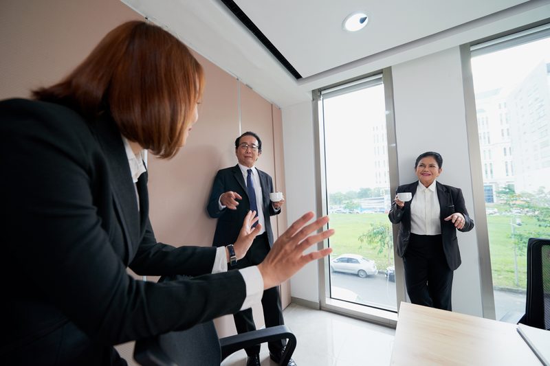 Inbound vs outbound marketing : lequel choisir selon votre budget ?